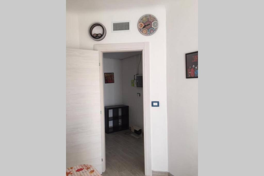 Ferienwohnung Grand F2 60Mq Centre Antibes, Proche Plages, Commerces, 2 Balcons, Parking, Train, Bus, Deco Vintage, Pet Friendly, Ideal Famille Ou 1-2 Couples Exterior foto